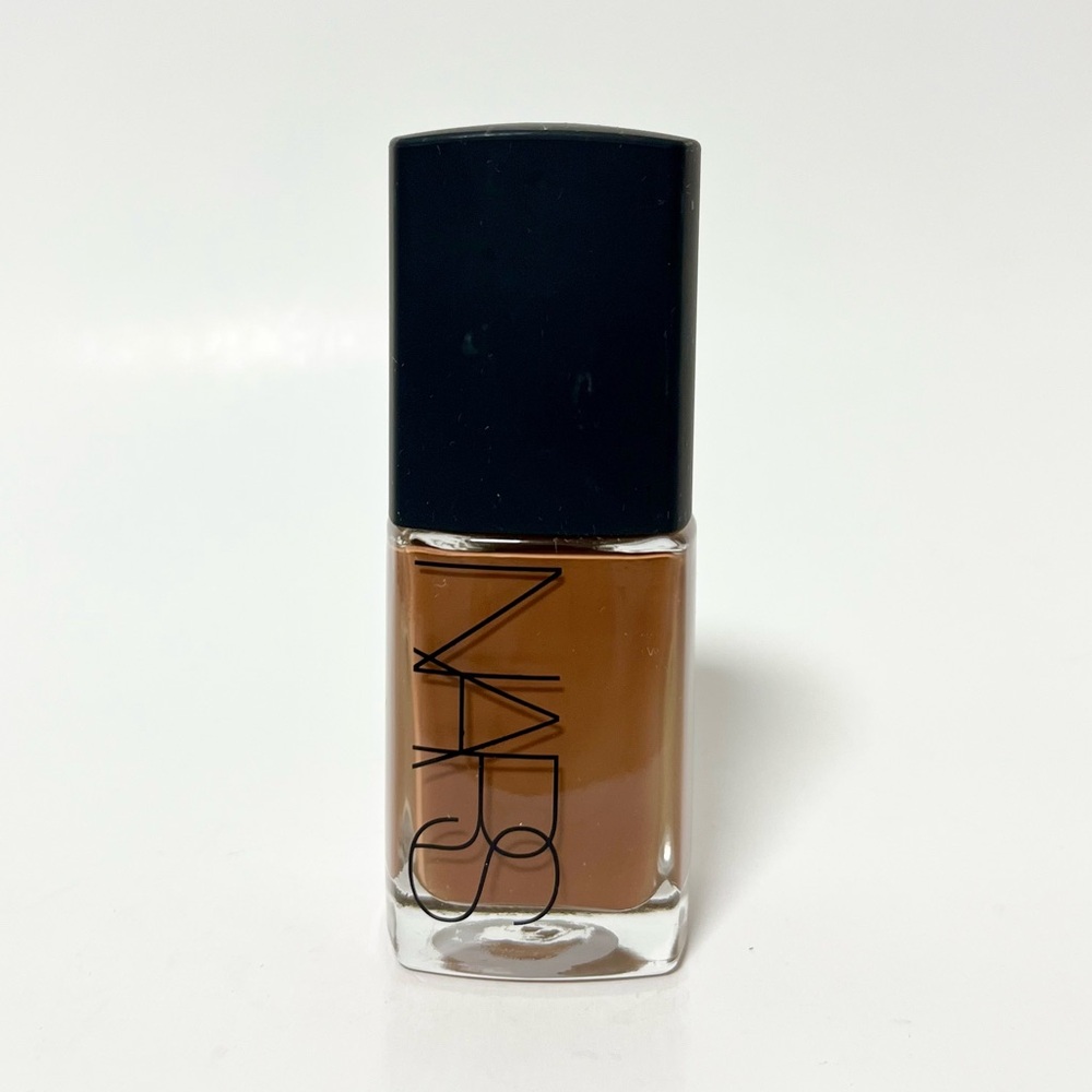 NARS Sheer Glow Foundation 30ml - Dark 1